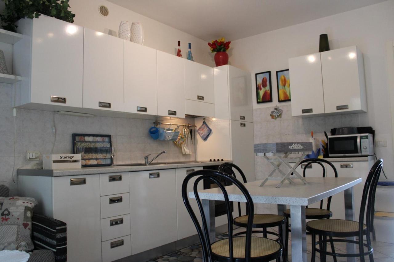 Residence Apuamare Pietrasanta Bagian luar foto